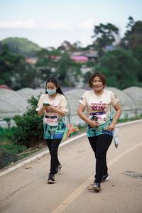 BIB: 8290
                            <button type="button" onclick="openModal(18895769)" class="btn btn-primary btn-sm float-right btn-popup" data-toggle="modal" data-target=".modal-high-quality">
                        <i class="fas fa-shopping-cart"></i> Add to Cart
                    </button>
                                            <button type="button" onclick="isThisMe(18895769, true)" class="btn btn-success btn-sm float-right btn-popup btn-isme hidden" data-toggle="tooltip" data-placement="bottom" title="นี่คือรูปของคุณใช่ไหม คลิกที่นี่เพื่อเอาเข้าอัลบั้ม">
                        <i class="fas fa-plus"></i> Add to album
                    </button>
                    <button type="button" onclick="isThisMe(18895769, false)" class="btn btn-warning btn-sm float-right btn-popup btn-isnotme hidden">
                        <i class="fas fa-ban"></i> Remove from album
                    </button>